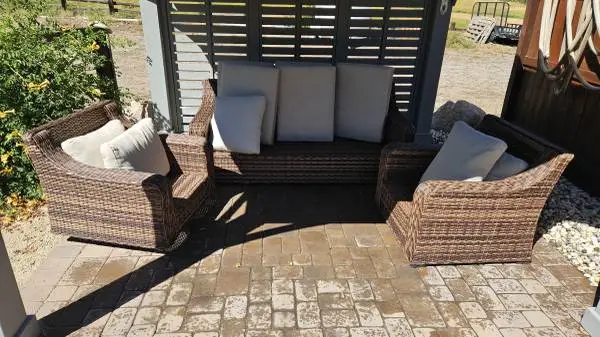 Patio furniture set