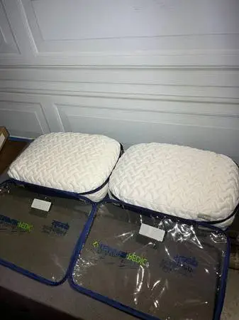 Tempur-Pedic TEMPUR-Neck Memory Foam Pillows Cervical Support Bags
