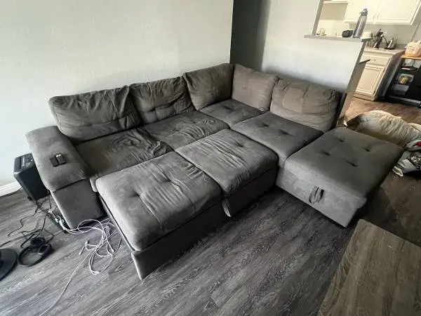 couch with pullout extension
