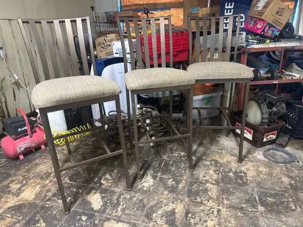 high chairs three
