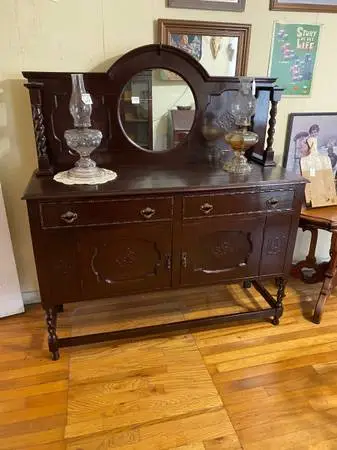 Sideboard