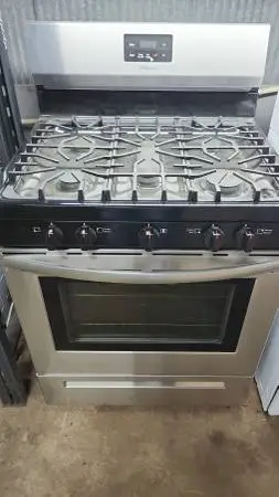 Black&Stainless Frigidaire 5 Burner Stove