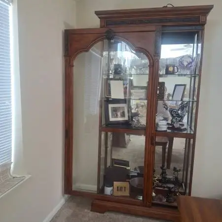 CURIO CABINET. ELEGANT