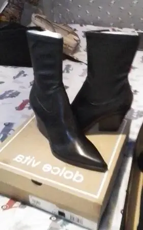Boots BNIB
