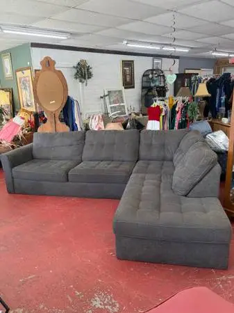 Dark Gray Tufted L-Shape Sectional Sofa with Chaise