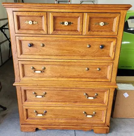 Thomasville Furniture Chest of Drawers