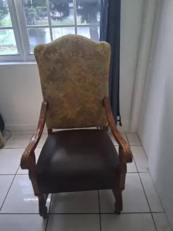 Armchair in good condition