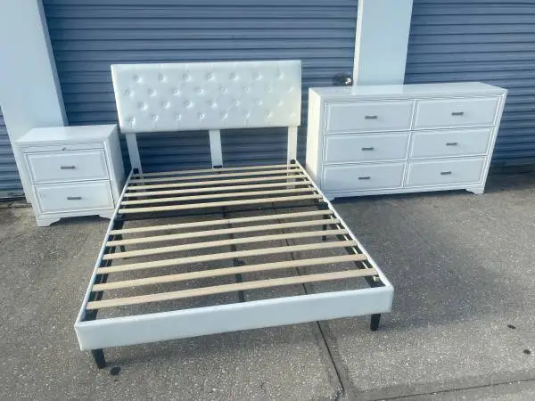 White Queen Bedroom Furniture Dresser Set
