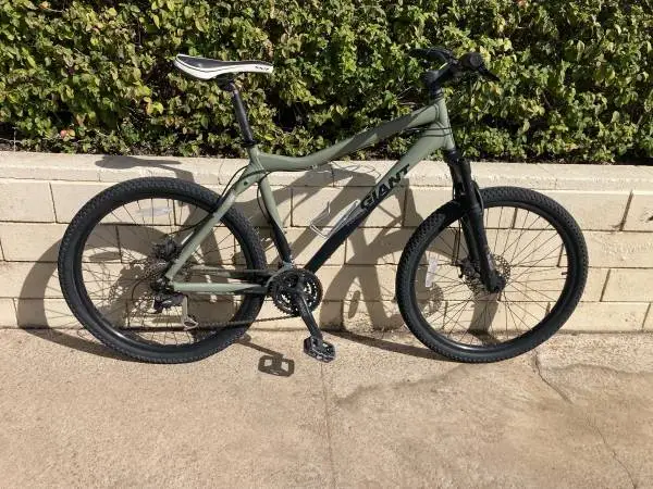 Giant Rincon Mtn Bike 20” Aluminum Frame