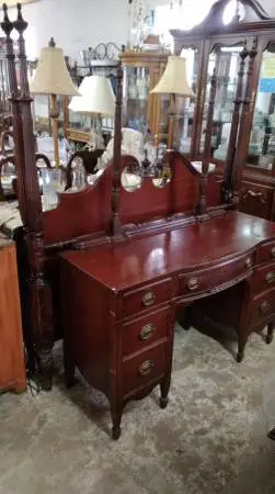 Vintage Full Bed, Vanity with Mirror, and Dresser.