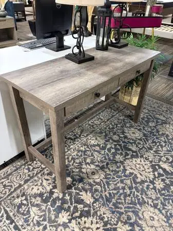GOING OUT OF BUSINESS: Office Clearance Sale – Desks & Chairs Must Go!