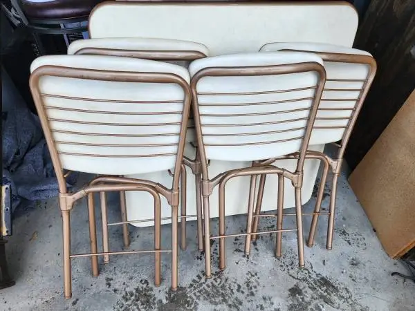 ♤♤♤♤♤   Man Cave Card Table  ♤♤♤♤