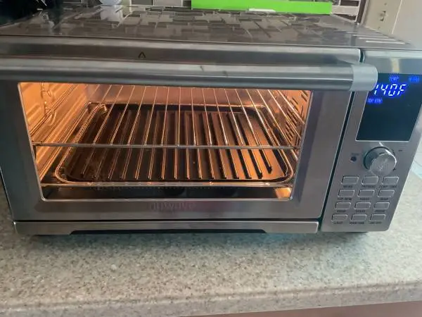 NUWAVE MICROWAVE OVEN