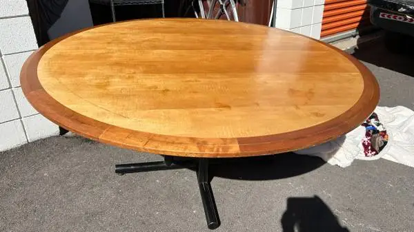 Large round table dining table office school round table 64”diameter H30”(ad