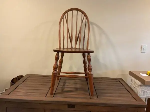 🔴 Chair, Windsor Style, Top Quality Amish Made. Like Brand New!