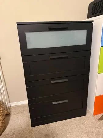 the 4-drawer dresser you are looking for