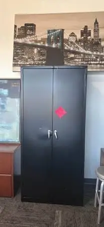 HEAVY DUTY 2 DOOR STORAGE CABINET
