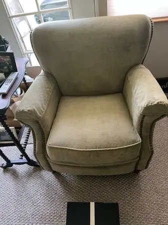 Very nice chair