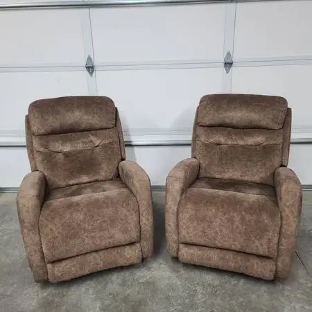 Comfortable Southern Motion Recliners $250 Each.
