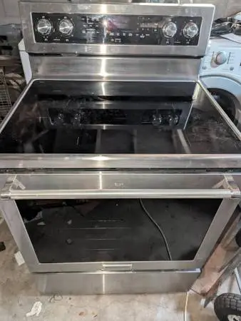 Convection Electric Glass top Range