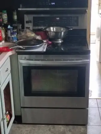 LG electric stove