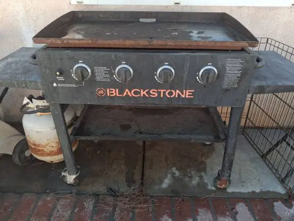 Blackstone plancha 2 propane tanks