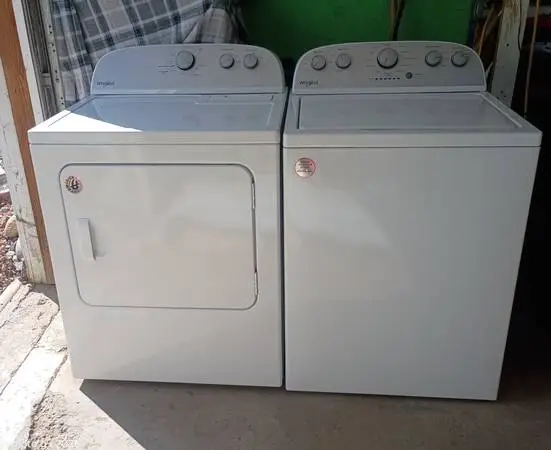 Whirlpool washer and dryer set