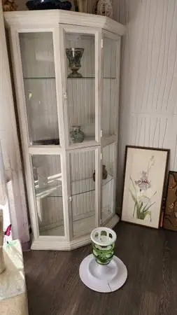 Shabby Chic /  French Country Antique white Curio Display Cabinet