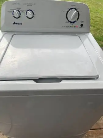 Washer 5 cycle selections,3.5cuft capacity. Includes drain hose