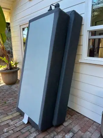 Like new king box spring