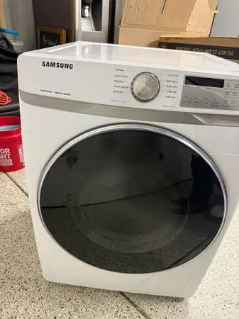Samsung gas dryer + matching pedestal