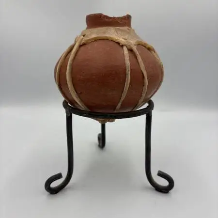 Small SW Pot W/ Rawhide On Stand- 5X5X8H