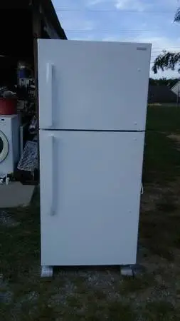 INSIGNIA  Refrigerator