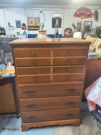 5-Drawer Chest of Drawers – Classic Walnut Finish 🪵