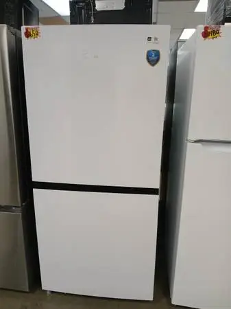 New ! Midea 30 compact bottom freezer refrigerator