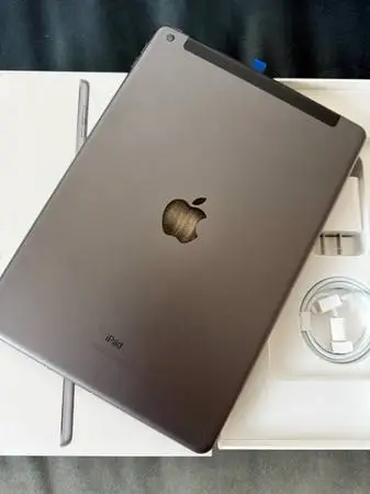 iPad 9th 64GB Cellular Unlocked