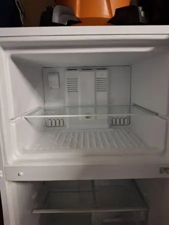 Refrigerator