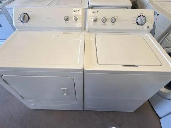 Washer and gas dryer