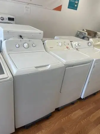 Excellent hotpoint washer/dryer set