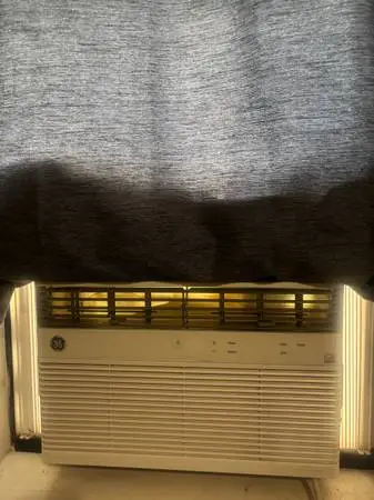 MOVING OUT: Window AC Unit (Hamilton Hts) - $40 or best offer