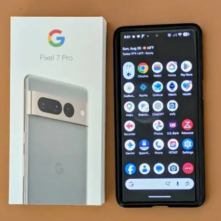 Google Pixel 7 Pro cell phone 6.7 Unlocked No Scratches - Hazel