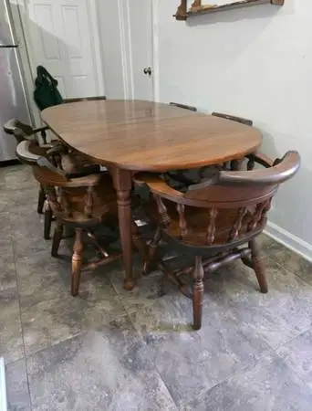 Vintage Heywood-Wakefield Solid Wood 10Piece Dining Set (56x38x29.25 Extends