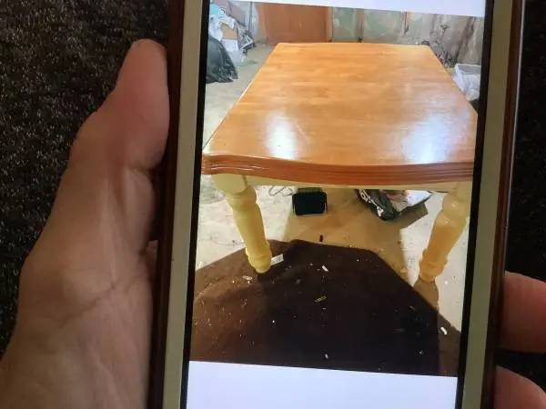 Beautiful Table with 4 Chairs Must Sell By Friday