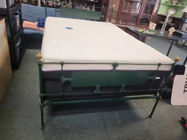 Green Bed