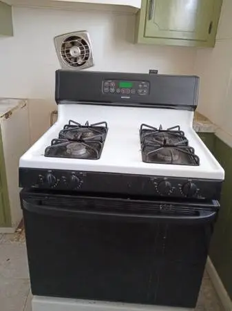 Gas stove/range