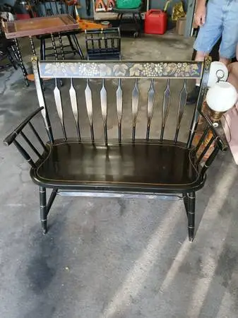 Small Hitchcock bench
