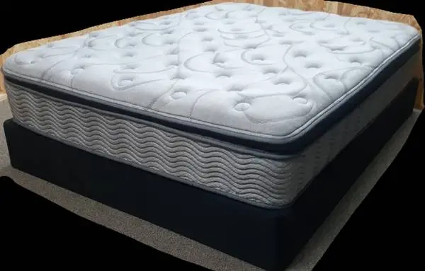 Queen Thick mattress set-Free Delivery-Professionally Cleaned