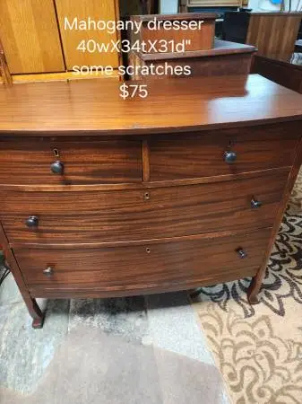 4 Refurbishes dressers, night stands, end tables, table w chairs