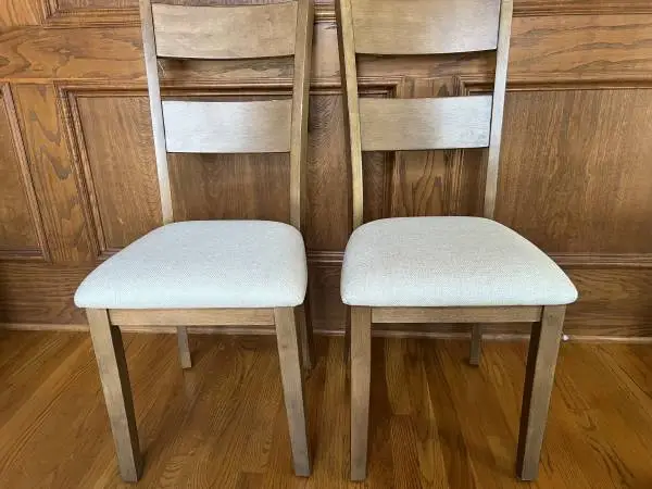 Very Cheap Brand New Beautiful and Elegant Chairs*Great Deal*