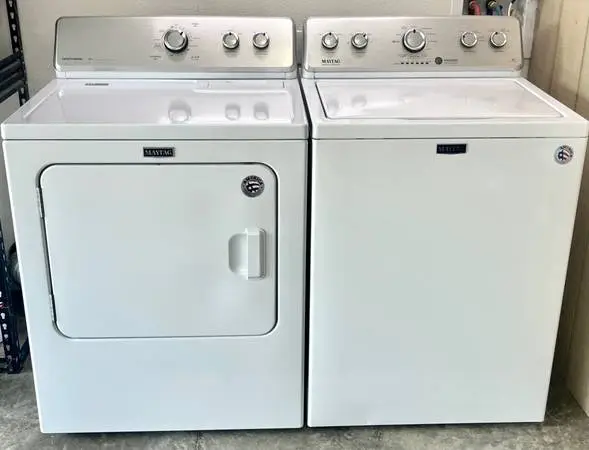 Maytag Washer & Dryer Set